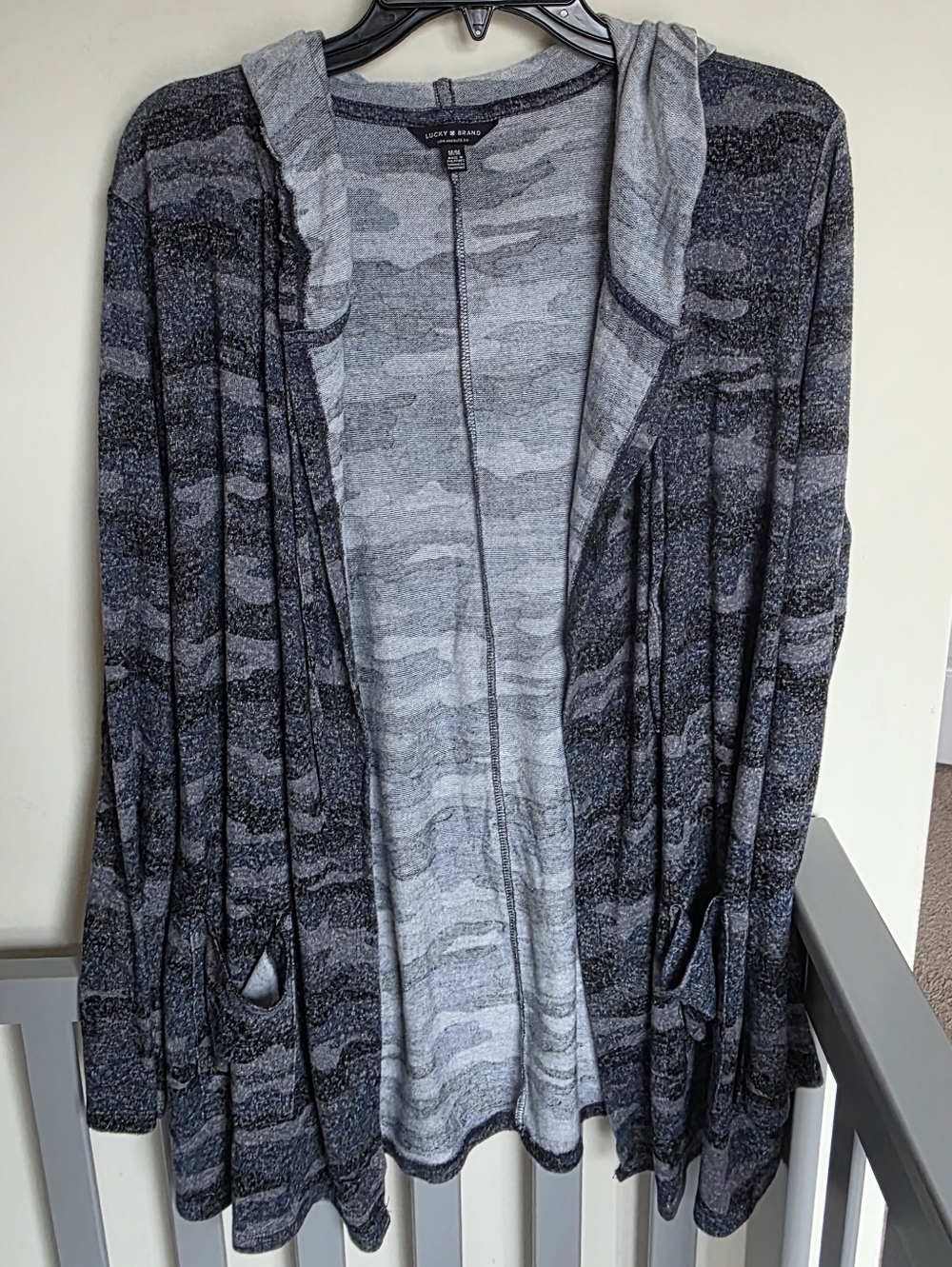 Lucky Brand Gray And Navy Camouflage Lightweight Hooded Open Cardigan Size M